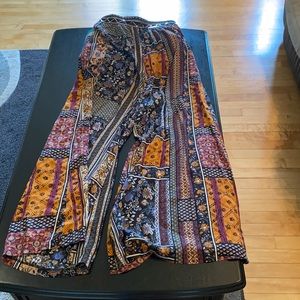 New without tags juniors casual pants